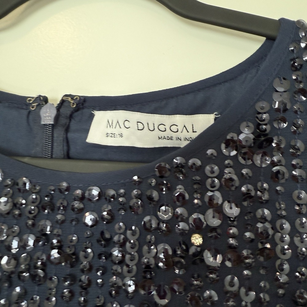 MAC DUGGAL $398 Sequined Sleeveless High Neck Column Gown Dress Navy Size 16 - Picture 4 of 8